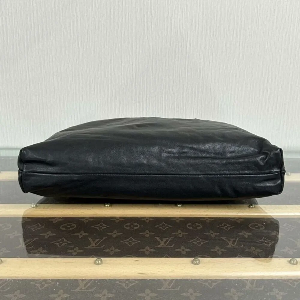 Louis Vuitton Women Pre-Loved Bag Very Good Condition